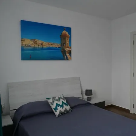 Apartment Harbour Haven - Seaside With Balcony & Harbour Views *