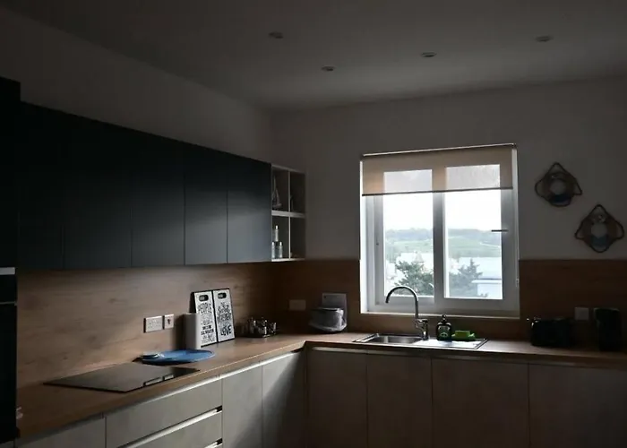 Harbour Haven - Seaside With Balcony & Harbour Views * Marsaxlokk