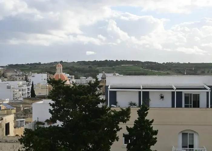 Harbour Haven - Seaside With Balcony & Harbour Views Daire *