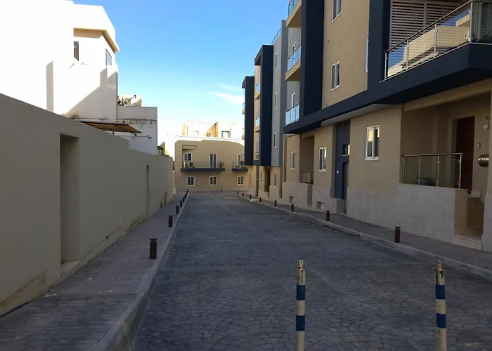 Harbour Haven - Seaside With Balcony & Harbour Views Apartamento *